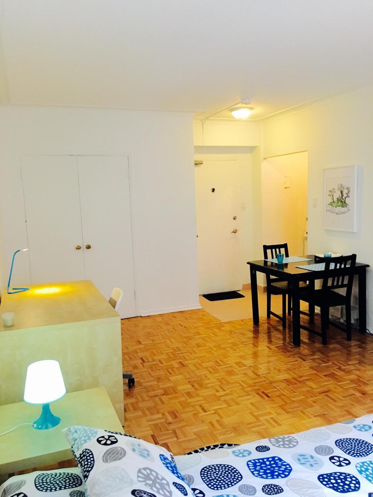 Stylish Montreal Apartment Comfortable Stay In The Golden Square Mile Εξωτερικό φωτογραφία